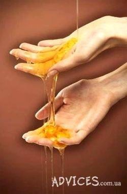 Сила воздействия медового массажа зиждется на сочетании полезных свойств меда